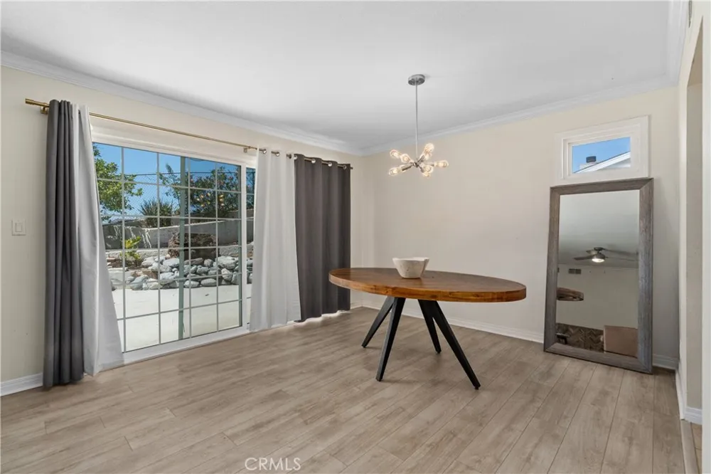 789 Hudspeth Street Simi Valley, CA 93065