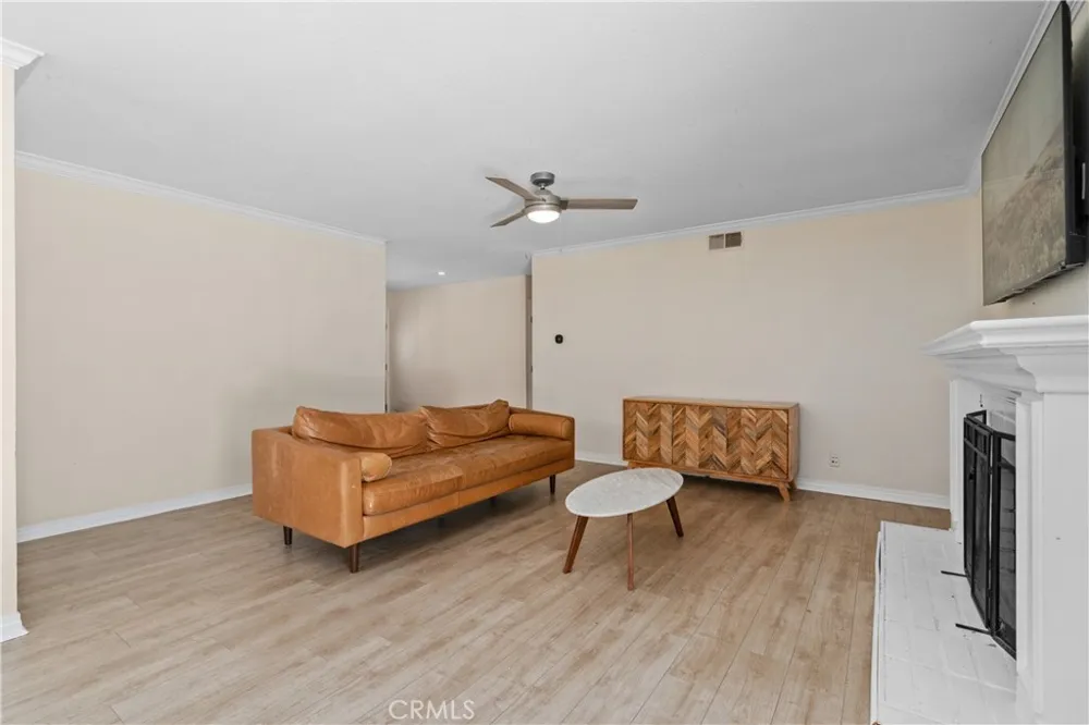 789 Hudspeth Street Simi Valley, CA 93065