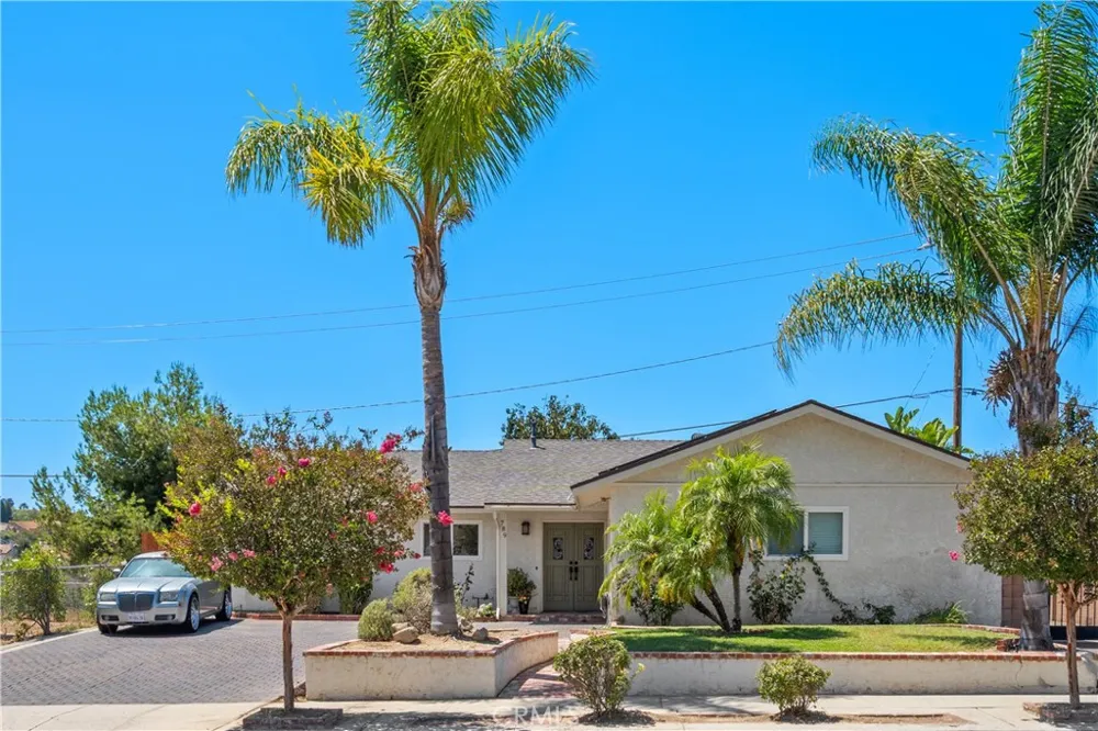 789 Hudspeth Street Simi Valley, CA 93065