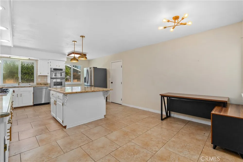 789 Hudspeth Street Simi Valley, CA 93065