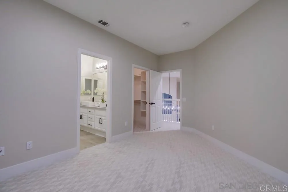 11256 Sherrard Way San Diego, CA 92131