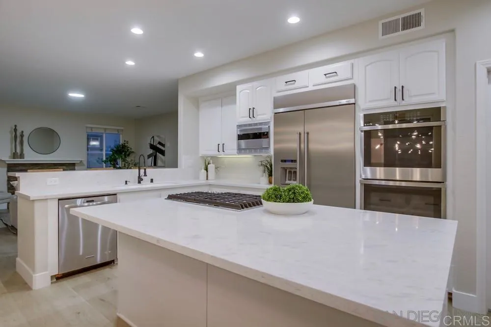 11256 Sherrard Way San Diego, CA 92131