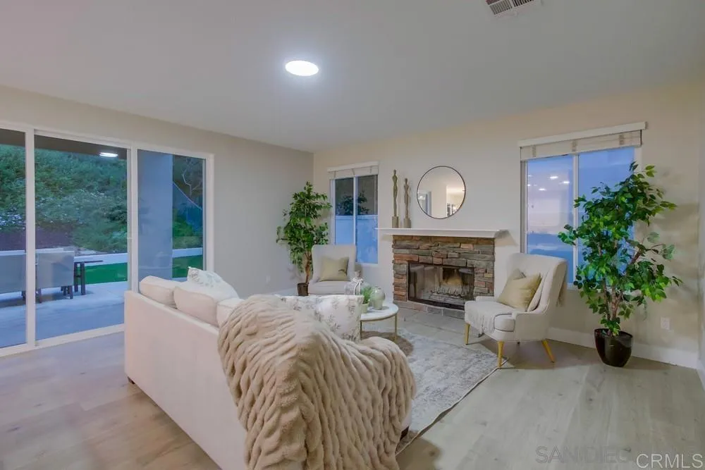 11256 Sherrard Way San Diego, CA 92131