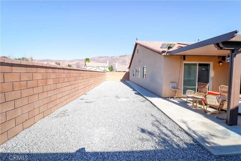 1676 Hayloft Place San Jacinto, CA 92582