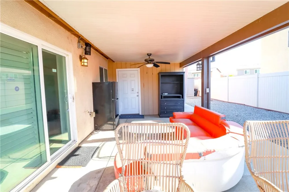 1676 Hayloft Place San Jacinto, CA 92582