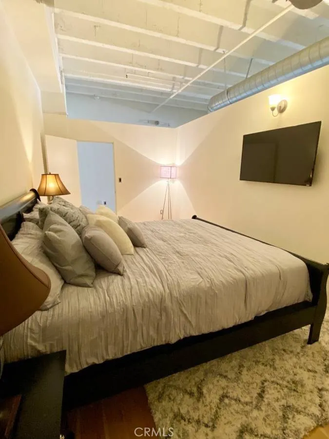 312 W 5th Street #202 Los Angeles, CA 90013