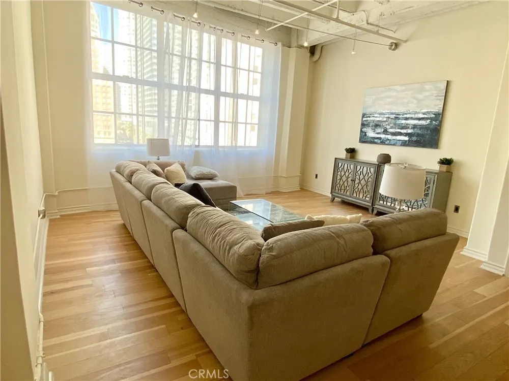 312 W 5th Street #202 Los Angeles, CA 90013