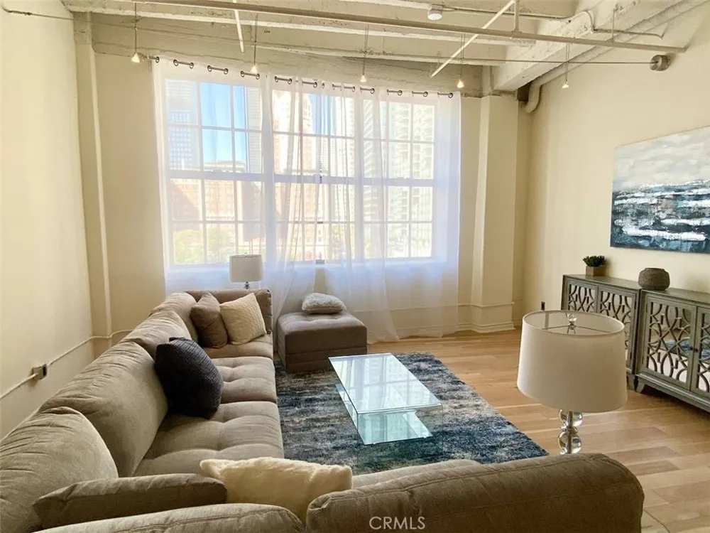 312 W 5th Street #202 Los Angeles, CA 90013