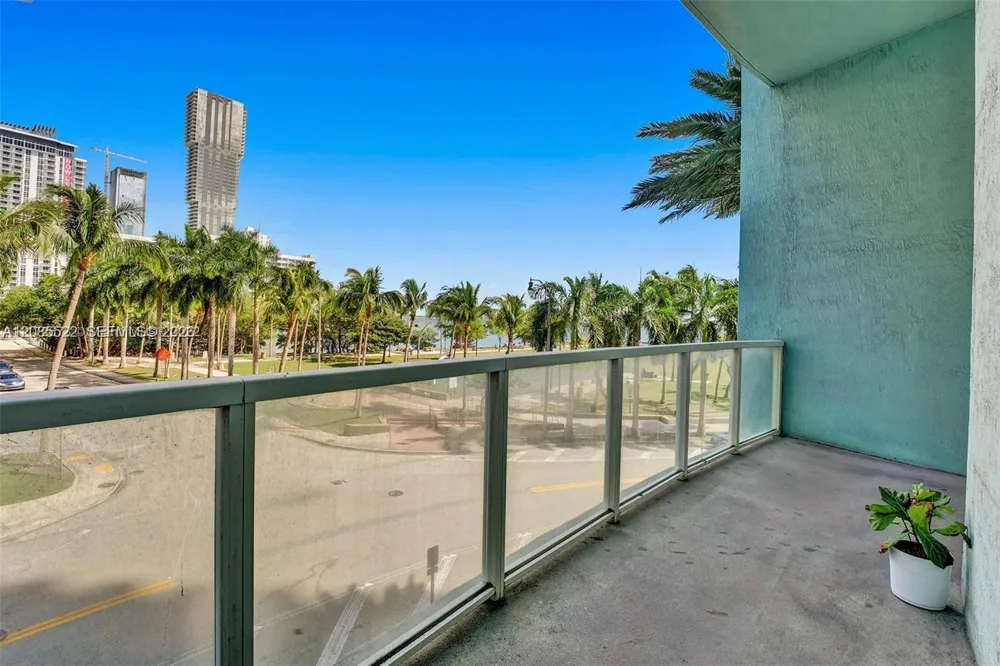 1900 Bayshore Dr #508 Miami, FL 33132