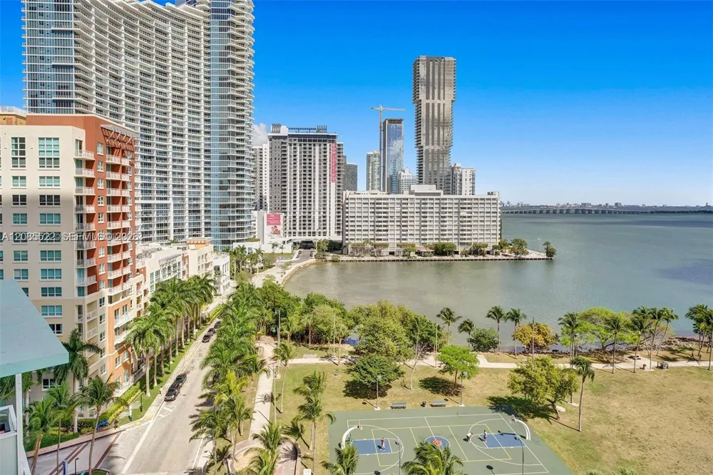 1900 Bayshore Dr #508 Miami, FL 33132