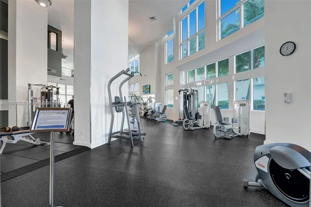 1900 Bayshore Dr #508 Miami, FL 33132