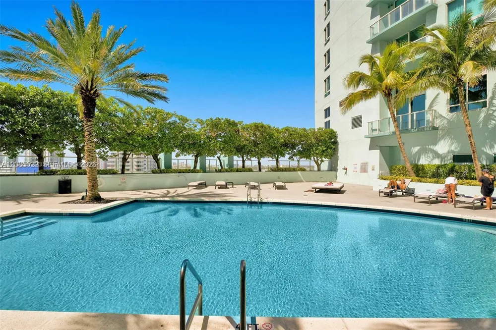 1900 Bayshore Dr #508 Miami, FL 33132