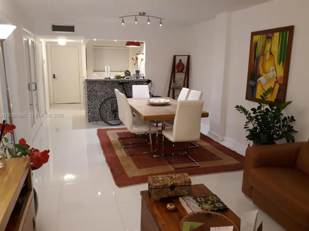 8100 Byron Ave #504 Miami Beach, FL 33141