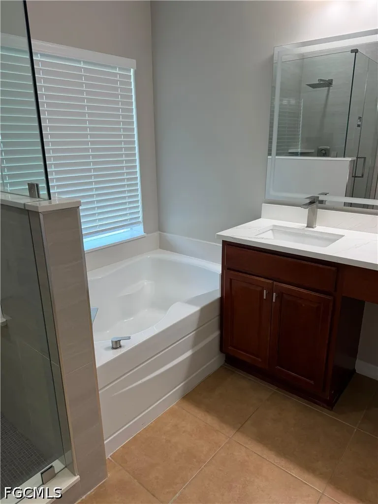 Sutherland Court Cape Coral, FL 33991
