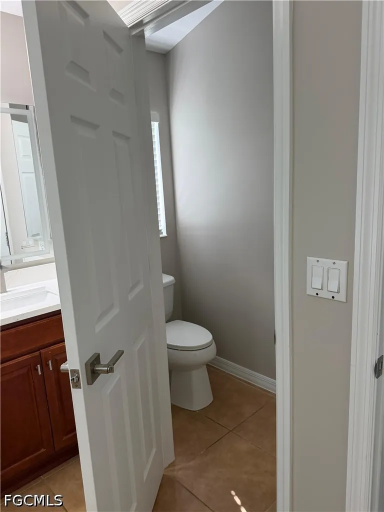 Sutherland Court Cape Coral, FL 33991