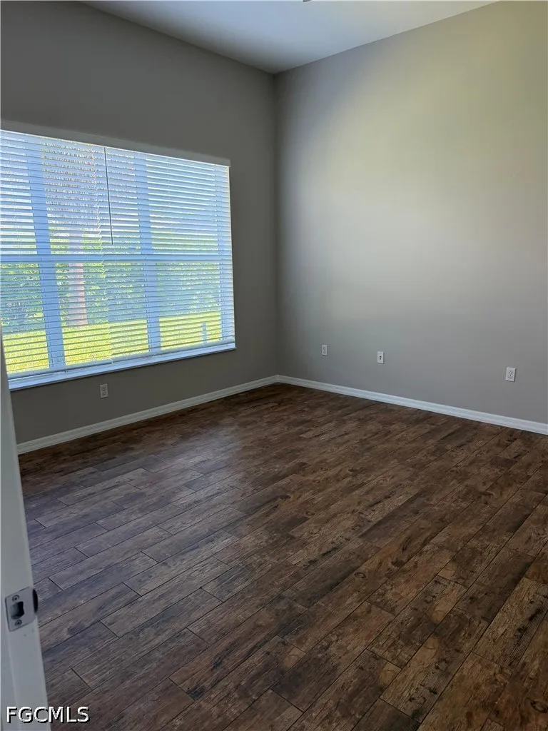 Sutherland Court Cape Coral, FL 33991