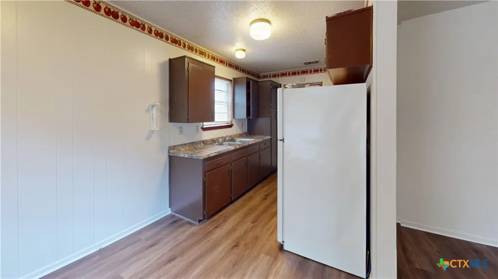 2003 Dennis Street Copperas Cove, TX 76522
