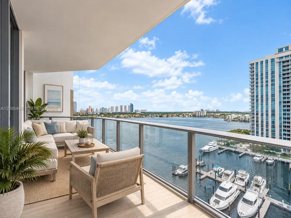 17301 Biscayne Blvd #1105 North Miami Beach, FL 33160