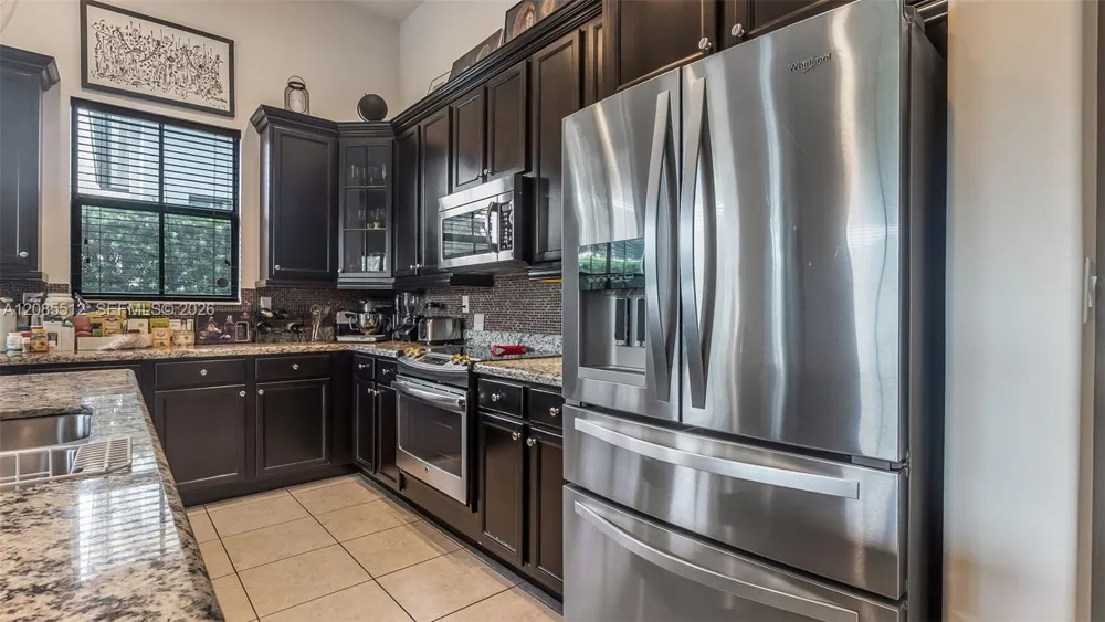 2660 NW 84th Way Cooper City, FL 33024