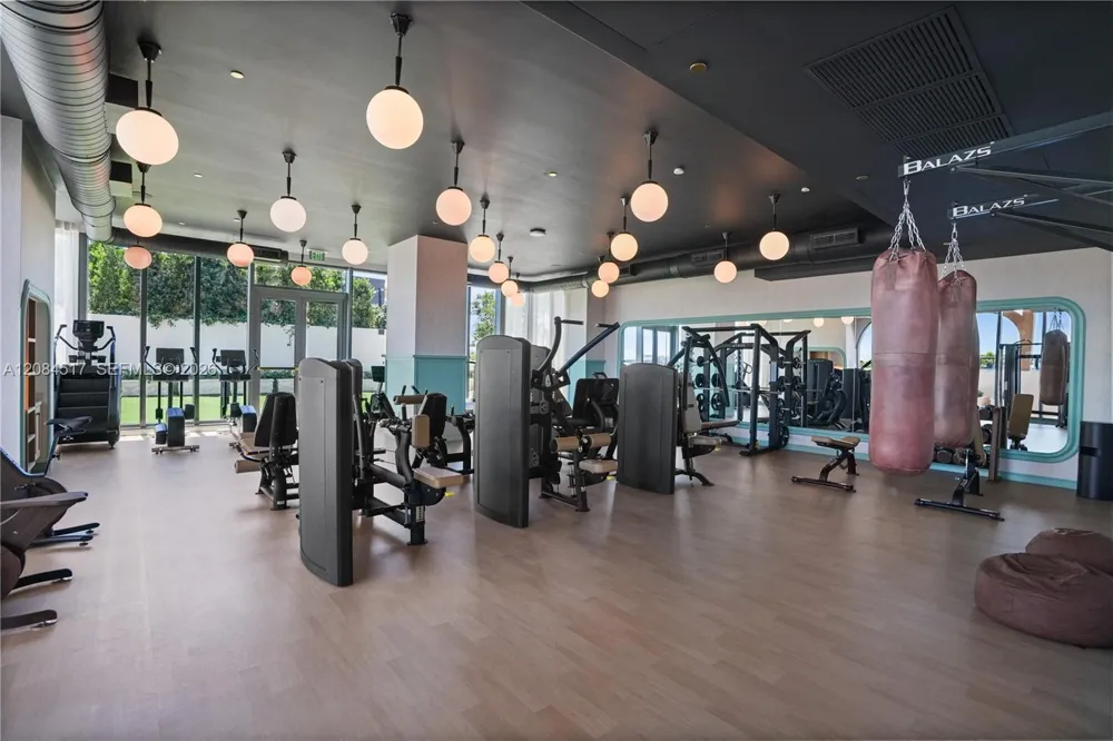 2700 NW 2nd Ave #536 Miami, FL 33127