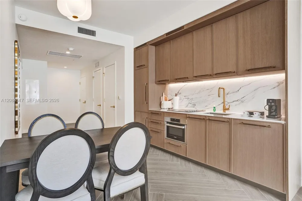 2700 NW 2nd Ave #536 Miami, FL 33127