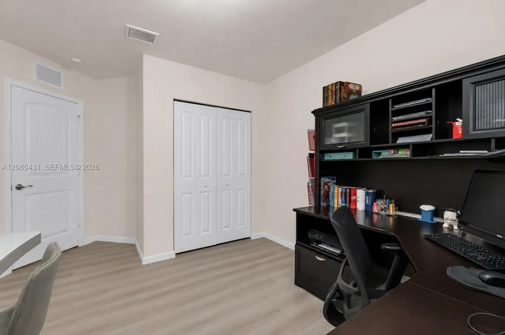 4707 Foxtail Palm Ct Green Acres, FL 33463