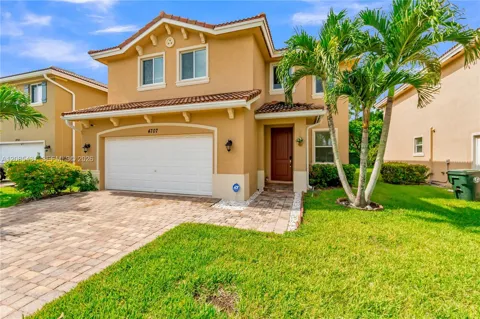 4707 Foxtail Palm Ct