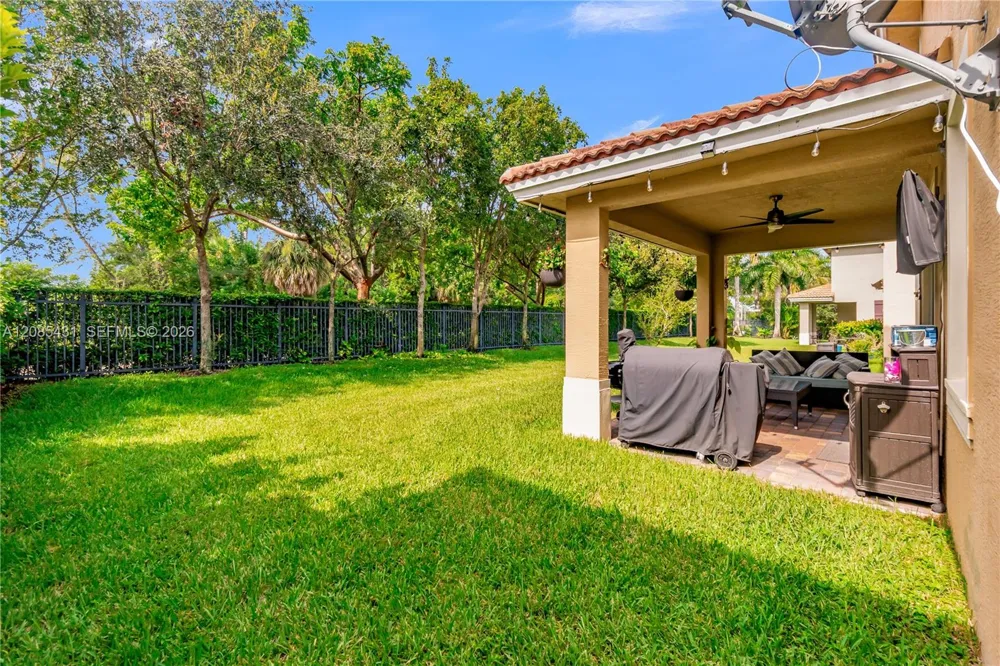 4707 Foxtail Palm Ct Green Acres, FL 33463