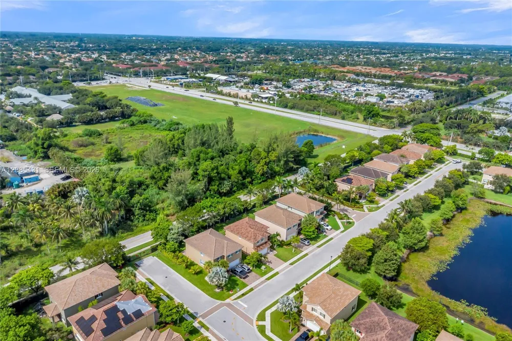 4707 Foxtail Palm Ct Green Acres, FL 33463