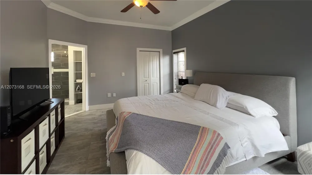 9000 SW 215th Ter Cutler Bay, FL 33189