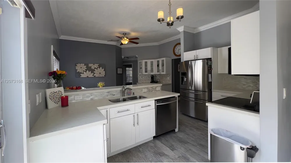9000 SW 215th Ter Cutler Bay, FL 33189
