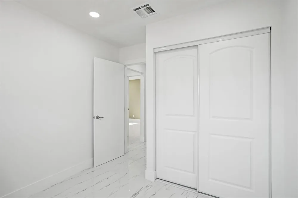 1437 SW 1ST AVENUE Deerfield Beach, FL 33441