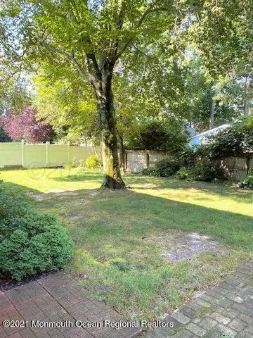 200 Highwood Road Oakhurst, NJ 07755