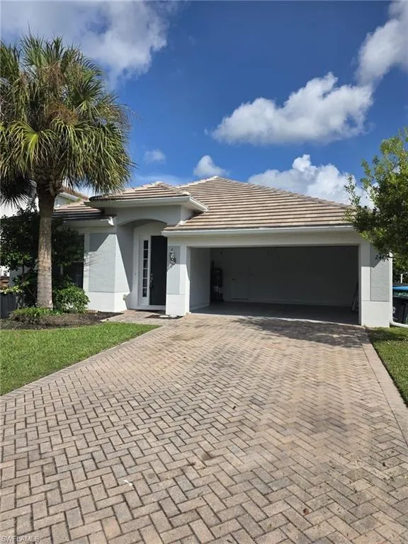 2461 Sutherland Court Cape Coral, FL 33991