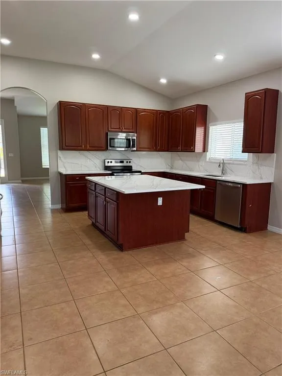 2461 Sutherland Court Cape Coral, FL 33991