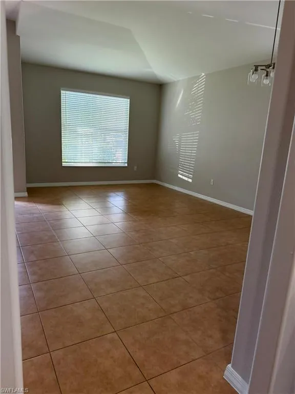 2461 Sutherland Court Cape Coral, FL 33991