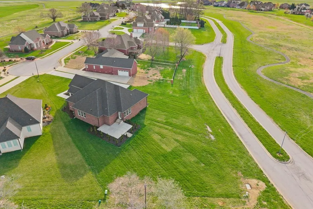 125 Pemberton Place Hopkinsville, KY 42240