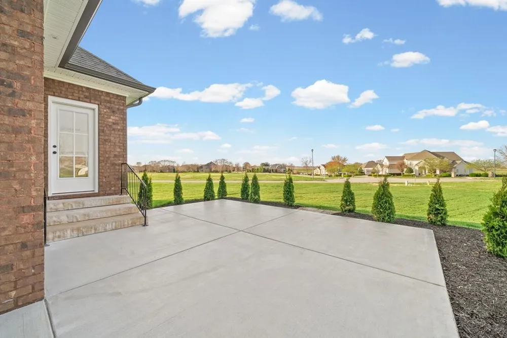 125 Pemberton Place Hopkinsville, KY 42240
