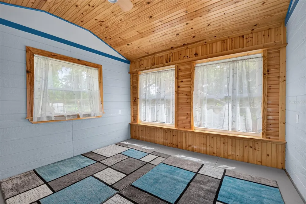 12151 NE 52ND PLACE ROAD Silver Springs, FL 34488