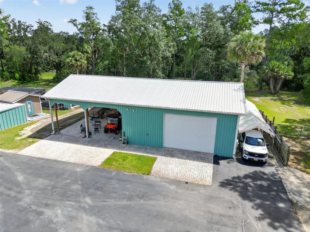 12151 NE 52ND PLACE ROAD Silver Springs, FL 34488