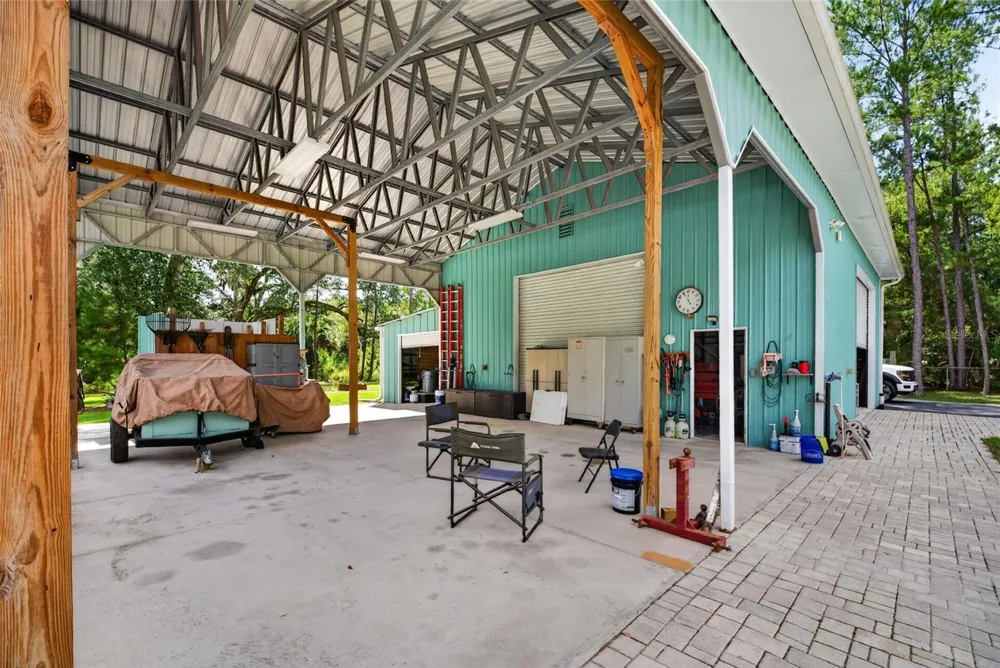 12151 NE 52ND PLACE ROAD Silver Springs, FL 34488