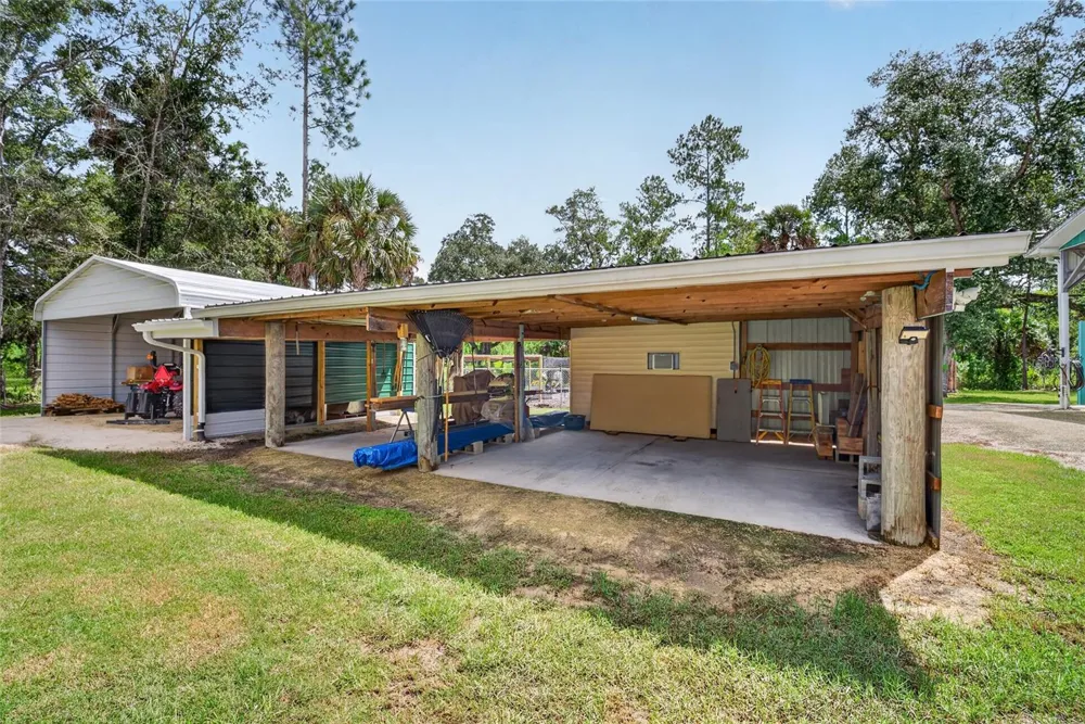 12151 NE 52ND PLACE ROAD Silver Springs, FL 34488
