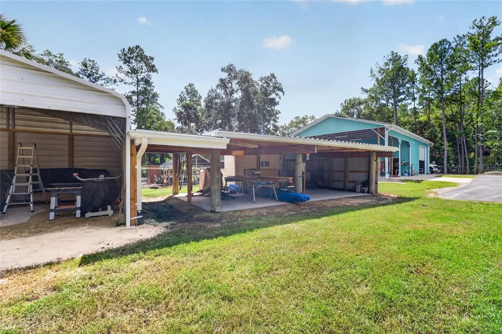 12151 NE 52ND PLACE ROAD Silver Springs, FL 34488