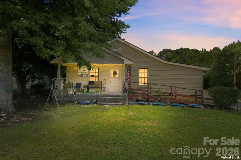 512 W Bank Street Salisbury, NC 28146