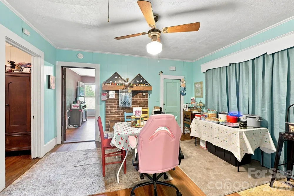 512 W Bank Street Salisbury, NC 28146