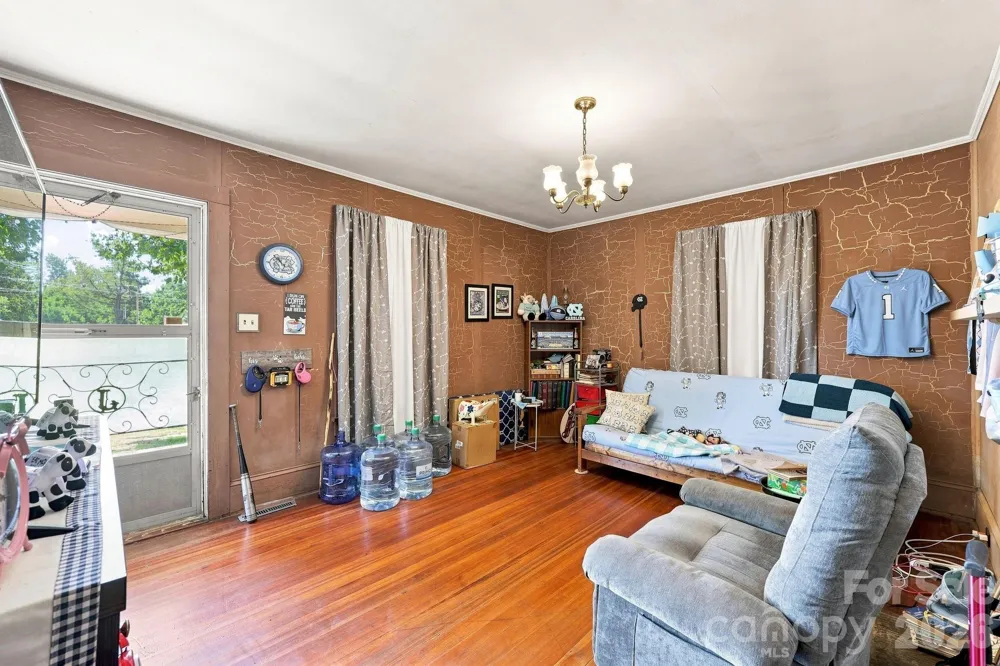 512 W Bank Street Salisbury, NC 28146