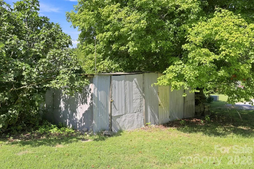 512 W Bank Street Salisbury, NC 28146