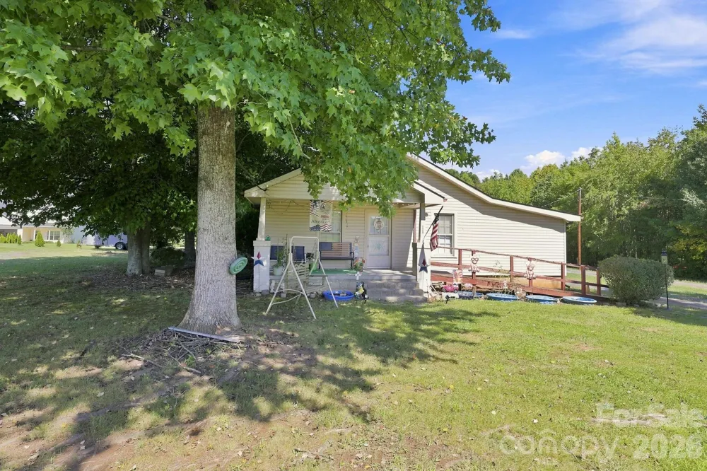 512 W Bank Street Salisbury, NC 28146