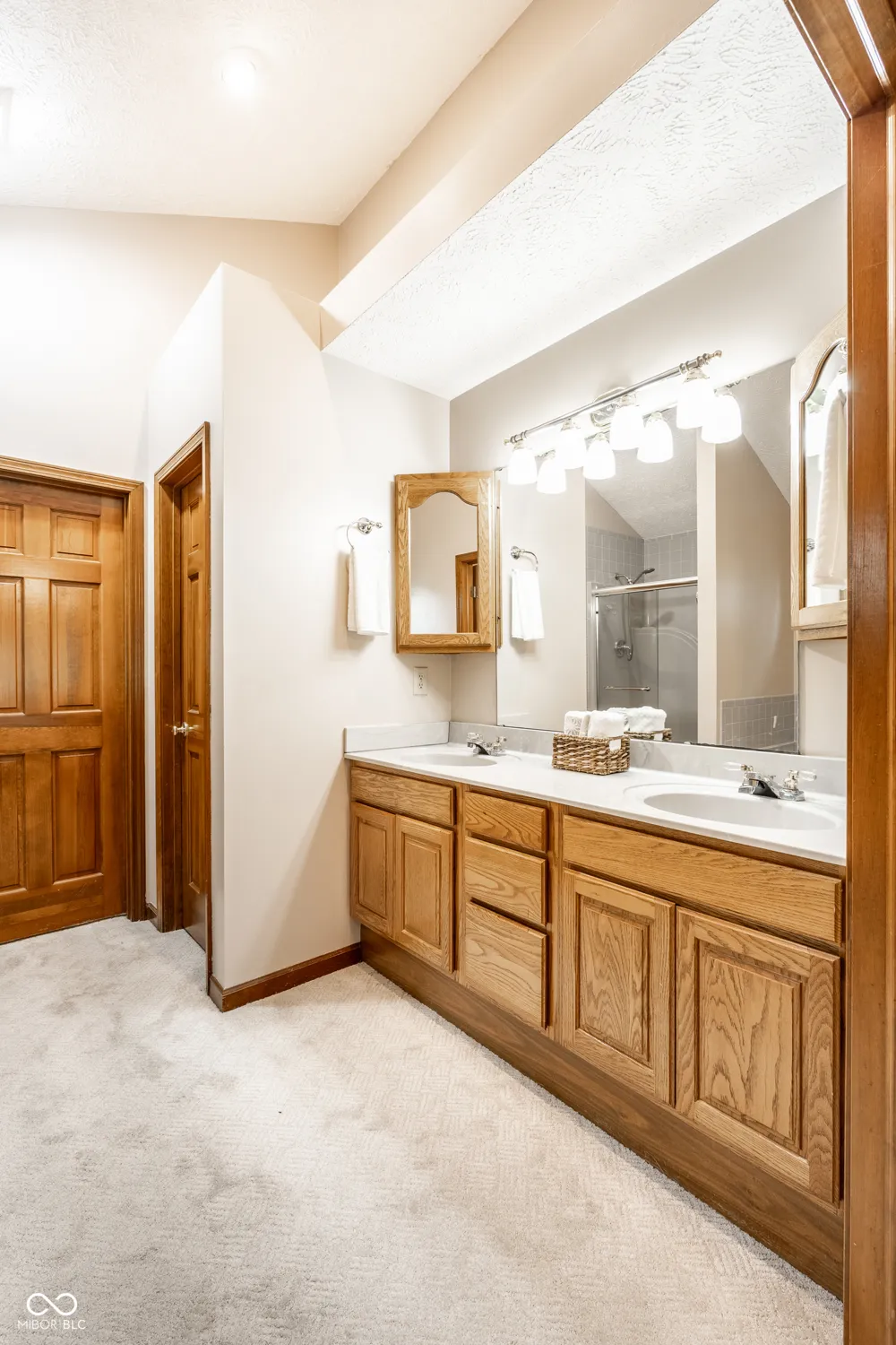 1609 Woodside Drive Danville, IN 46122