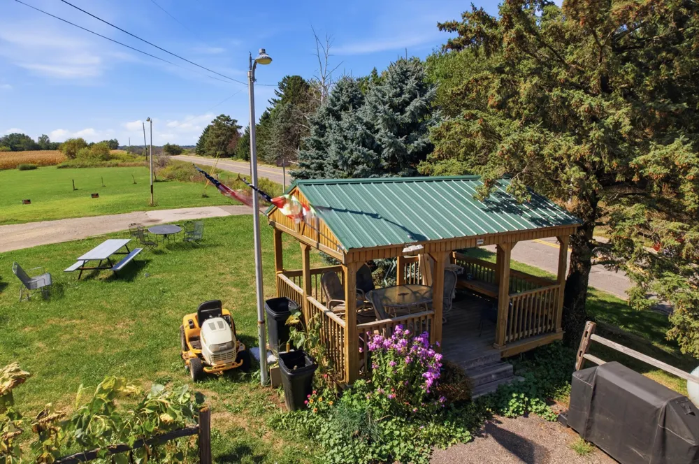 N6499 US Highway 63 Beldenville, WI 54003